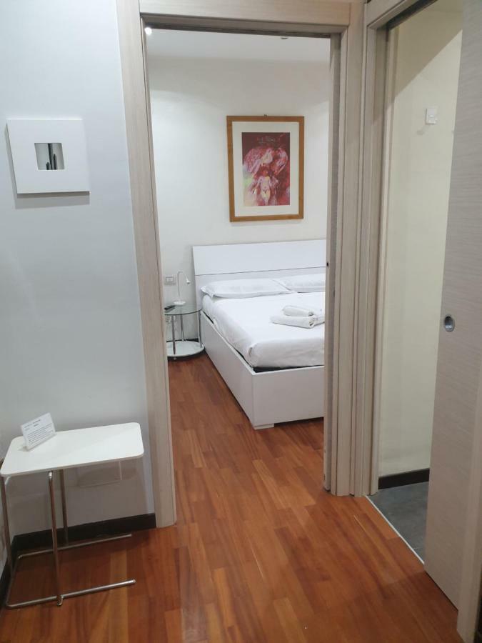 Blu Magenta - A Due Passi Da Porta Nuova Lejlighed Torino Eksteriør billede